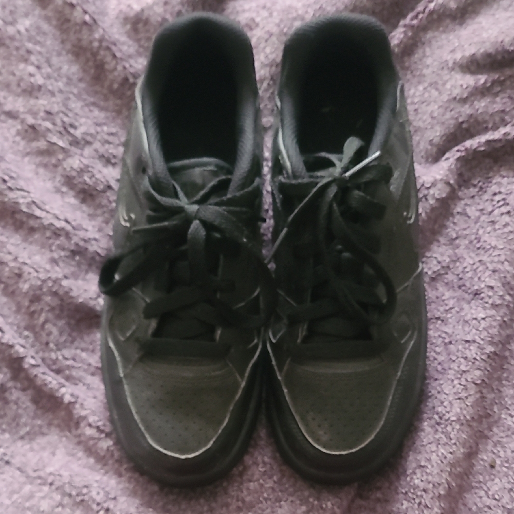Boys Nike Kids Black Sneakers